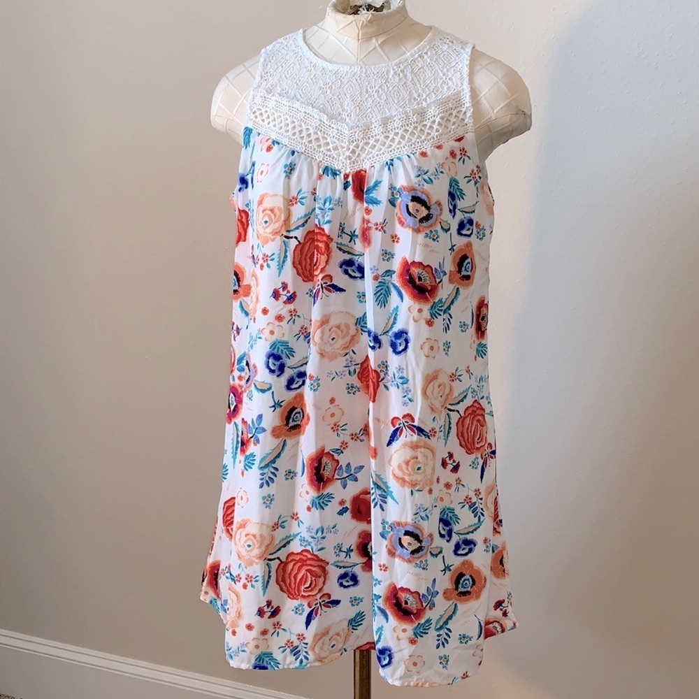 As U Wish Floral Sleeveless Lined Summer Dress Like New Size Medium